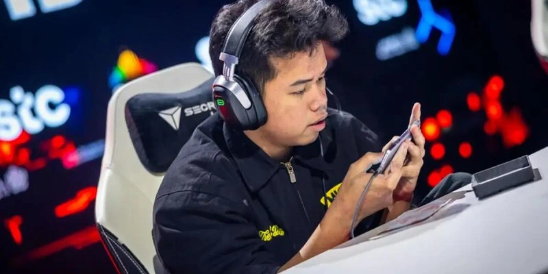 Phân tích phong độ ONIC vs GEEK